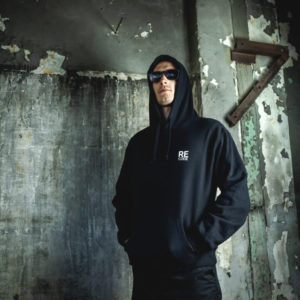 R/C HOODIE UNISEX // BLACK