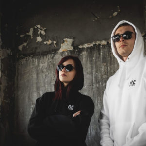 R/C HOODIE UNISEX // BLACK & WHITE